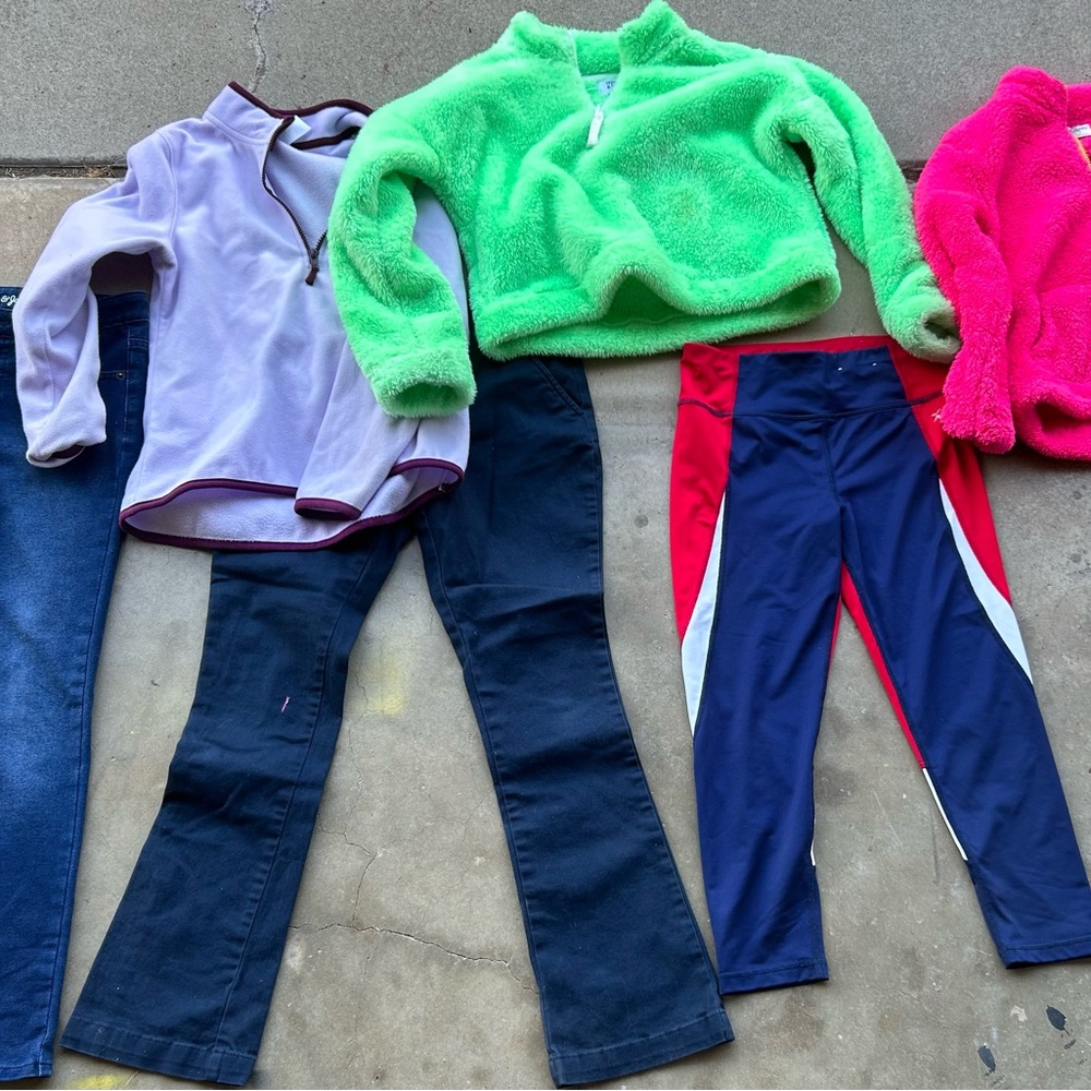 Girls clothing (6 items) size 10/12